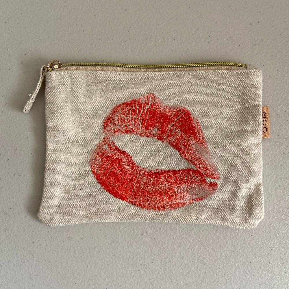 ECO LOF makeup bag